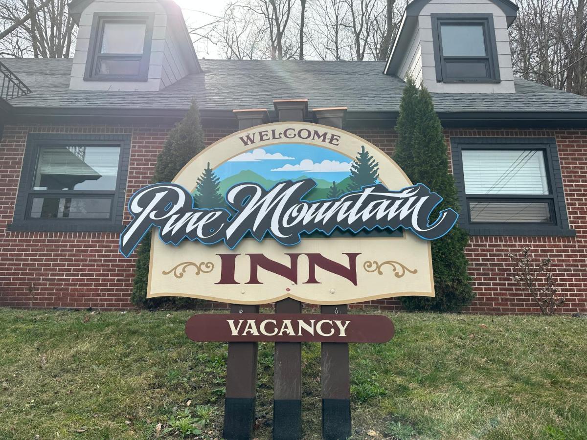 Pineville Pine Mountain Inn מראה חיצוני תמונה